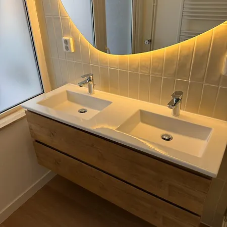 Διαμέρισμα Cozy Modern Flat 15m From Canals