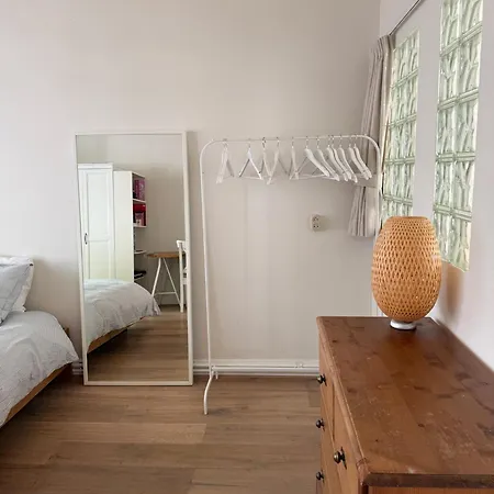 Appartement Cozy Modern Flat 15m From Canals *