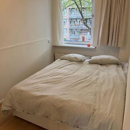Cozy Modern Flat 15m From Canals Amsterdam